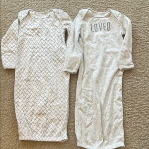 Carters 0-3 months night gowns